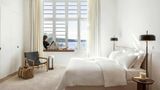 <b>Upon Harbor Hotel Room</b>. Images powered by <a href="https://www.leonardoworldwide.com/" title="Leonardo Worldwide" target="_blank">Leonardo</a>.