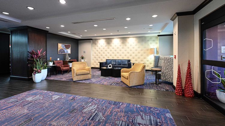 Home2 Suites by Hilton Tifton Lobby