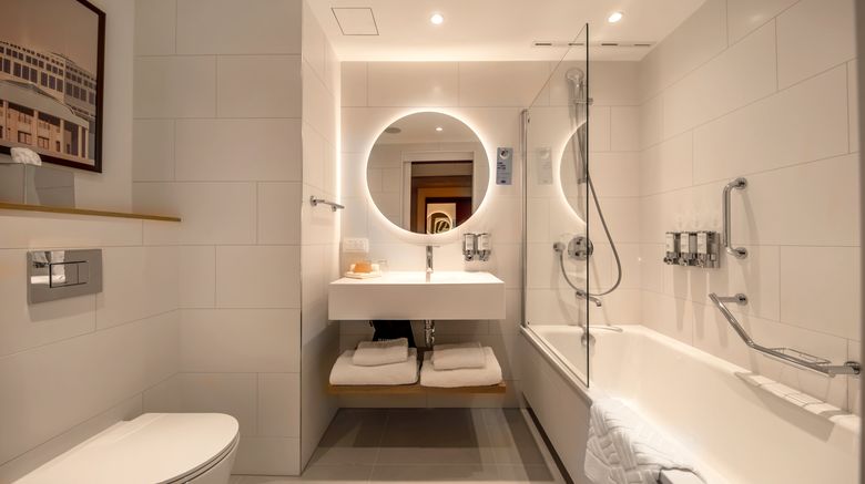 <b>Hampton Wroclaw Airport Room</b>. Images powered by <a href="https://www.leonardoworldwide.com/" title="Leonardo Worldwide" target="_blank">Leonardo</a>.
