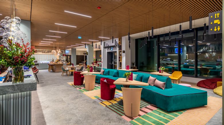 <b>Hampton Wroclaw Airport Lobby</b>. Images powered by <a href="https://www.leonardoworldwide.com/" title="Leonardo Worldwide" target="_blank">Leonardo</a>.