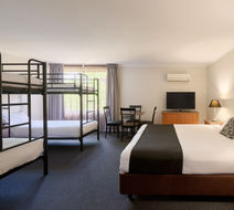 Abode Tuggeranong Exterior