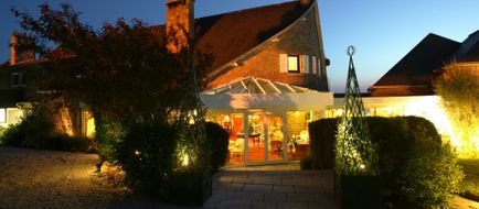 Manoir de Lan-Kerellec Exterior