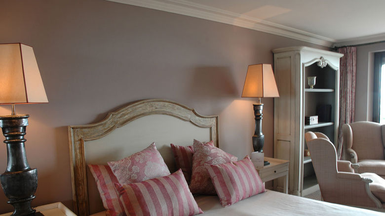 <b>Manoir de Lan-Kerellec Room</b>. Images powered by <a href="https://www.leonardoworldwide.com/" title="Leonardo Worldwide" target="_blank">Leonardo</a>.