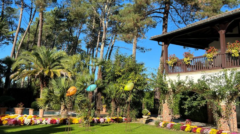 <b>Relais de la Poste Exterior</b>. Images powered by <a href="https://www.leonardoworldwide.com/" title="Leonardo Worldwide" target="_blank">Leonardo</a>.