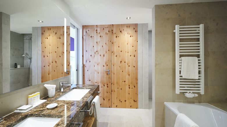 <b>Hotel Therme Bad Teinach Suite</b>. Images powered by <a href="https://www.leonardoworldwide.com/" title="Leonardo Worldwide" target="_blank">Leonardo</a>.