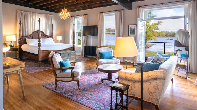 voco James Newbury Hudson Valley Suite