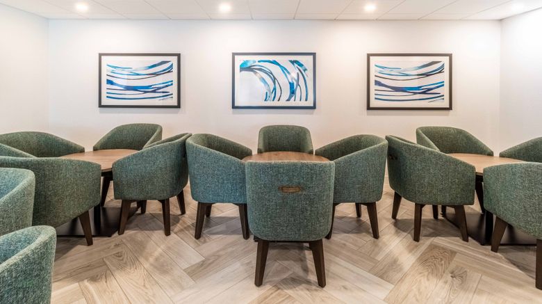 <b>Holiday Inn Express & Suites Halifax Restaurant</b>. Images powered by <a href="https://www.leonardoworldwide.com/" title="Leonardo Worldwide" target="_blank">Leonardo</a>.