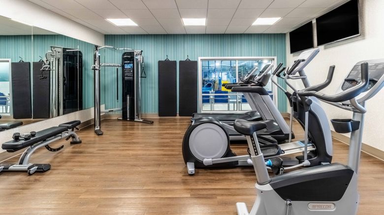 <b>Holiday Inn Express & Suites Halifax Health Club</b>. Images powered by <a href="https://www.leonardoworldwide.com/" title="Leonardo Worldwide" target="_blank">Leonardo</a>.