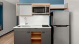 <b>StudioRes Denver Tech Center Room</b>. Images powered by <a href="https://www.leonardoworldwide.com/" title="Leonardo Worldwide" target="_blank">Leonardo</a>.