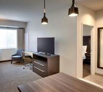 Residence Inn Claremont Room