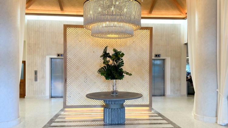 Courtyard Isla Verde Beach Resort Lobby