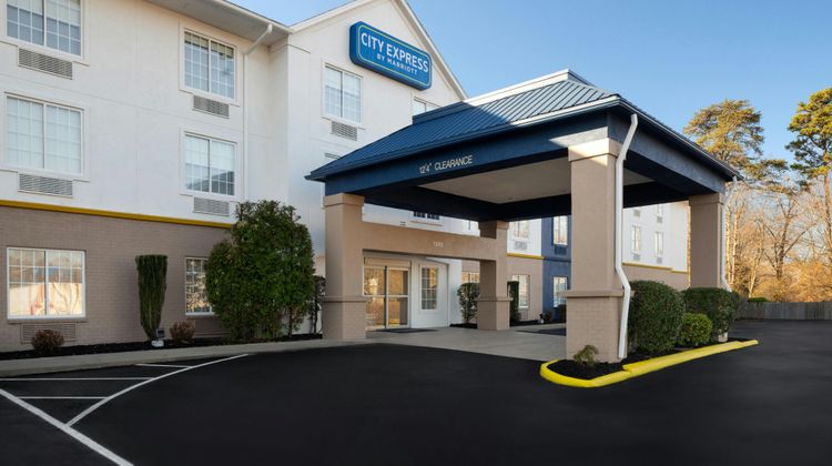 City Express by Marriott Danville Exterior
