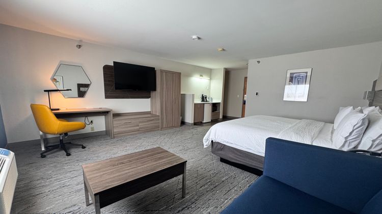 Holiday Inn Express Room