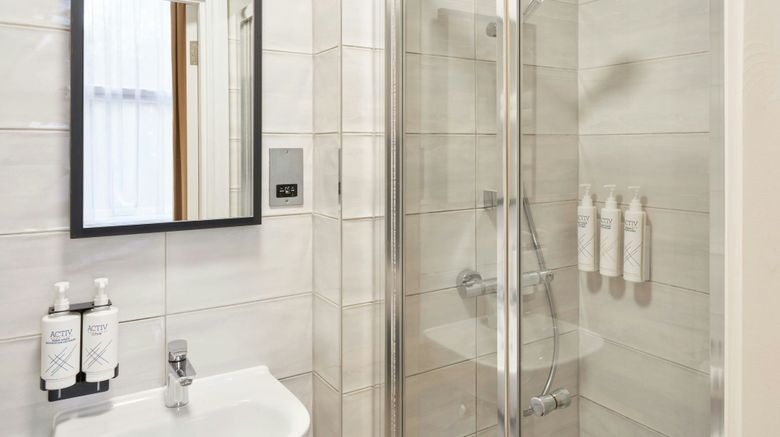 <b>Four Points Flex Kensington Olympia Room</b>. Images powered by <a href="https://www.leonardoworldwide.com/" title="Leonardo Worldwide" target="_blank">Leonardo</a>.