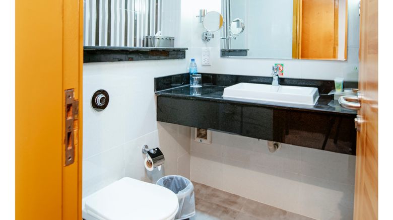 <b>Holiday Inn Dar Es Salaam Room</b>. Images powered by <a href="https://www.leonardoworldwide.com/" title="Leonardo Worldwide" target="_blank">Leonardo</a>.