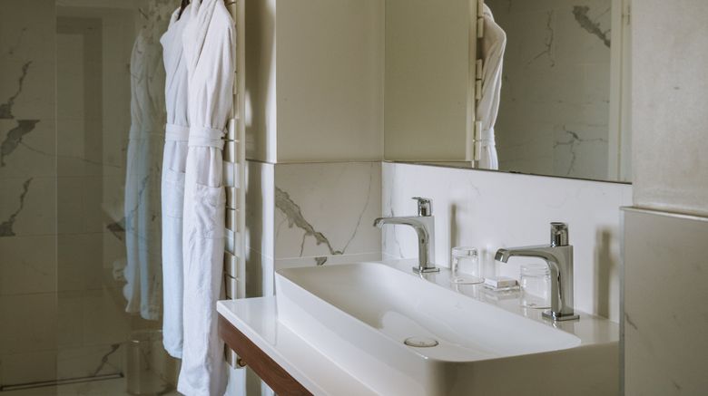 <b>Villa Florentine Room</b>. Images powered by <a href="https://www.leonardoworldwide.com/" title="Leonardo Worldwide" target="_blank">Leonardo</a>.