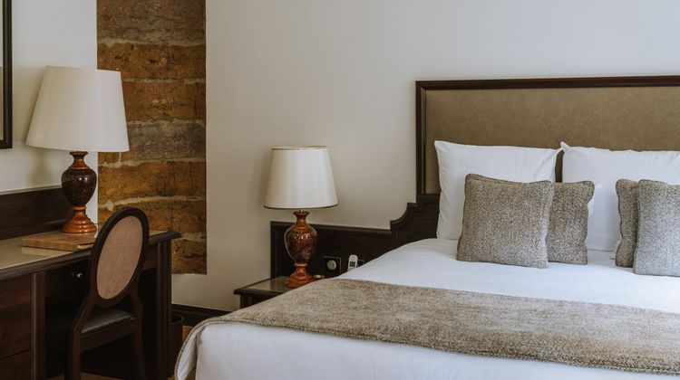 Villa Florentine Room