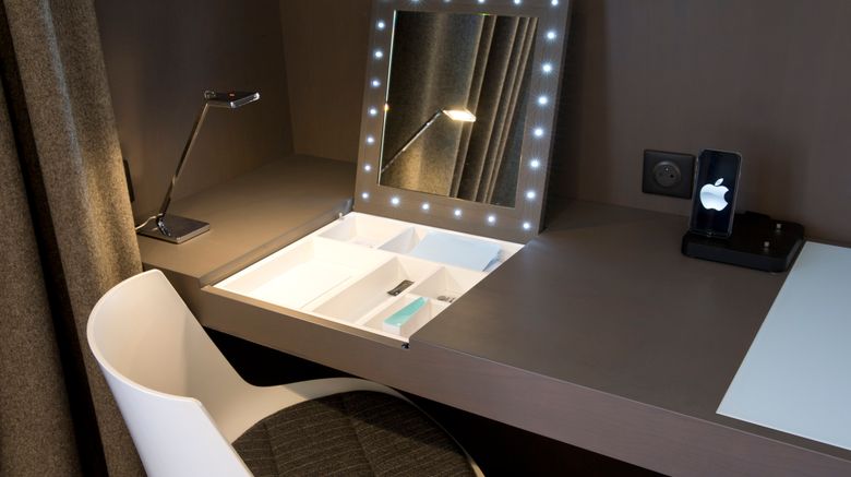 <b>Hotel La Pyramide Room</b>. Images powered by <a href="https://www.leonardoworldwide.com/" title="Leonardo Worldwide" target="_blank">Leonardo</a>.