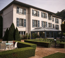 Hotel La Pyramide Exterior