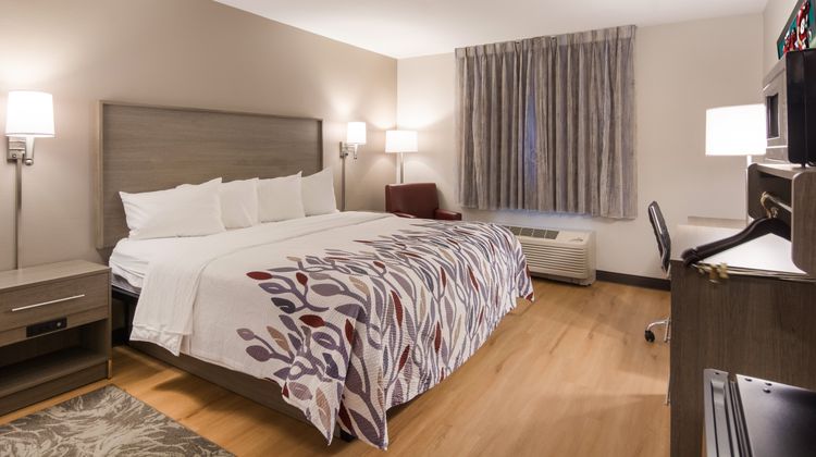 Red Roof Inn San Antonio – South Park Room