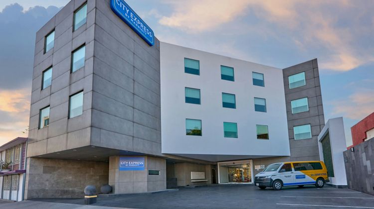 City Express by Marriott Airport Exterior