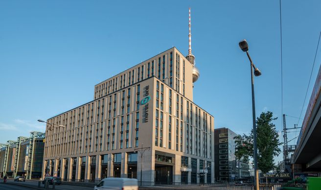Motel One Berlin/Alexanderplatz Exterior