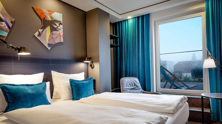 Motel One Berlin/Alexanderplatz Room