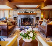 Quintessence Resort Hotel Lobby