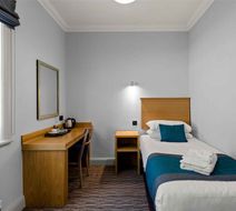 Kingscliff Hotel Room