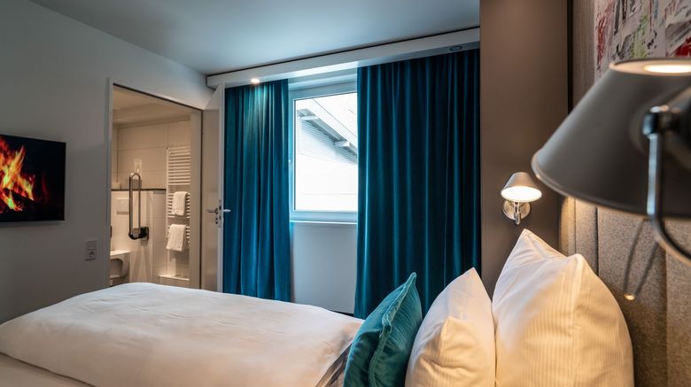 <b>Motel One Berlin-Mitte Room</b>. Images powered by <a href="https://www.leonardoworldwide.com/" title="Leonardo Worldwide" target="_blank">Leonardo</a>.