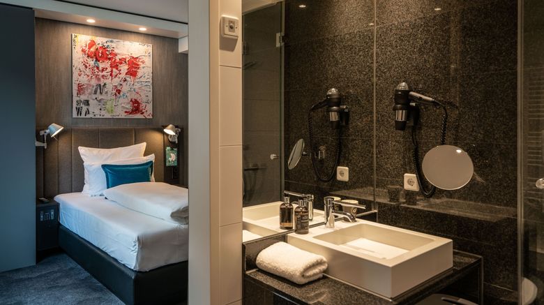 <b>Motel One Berlin-Mitte Room</b>. Images powered by <a href="https://www.leonardoworldwide.com/" title="Leonardo Worldwide" target="_blank">Leonardo</a>.