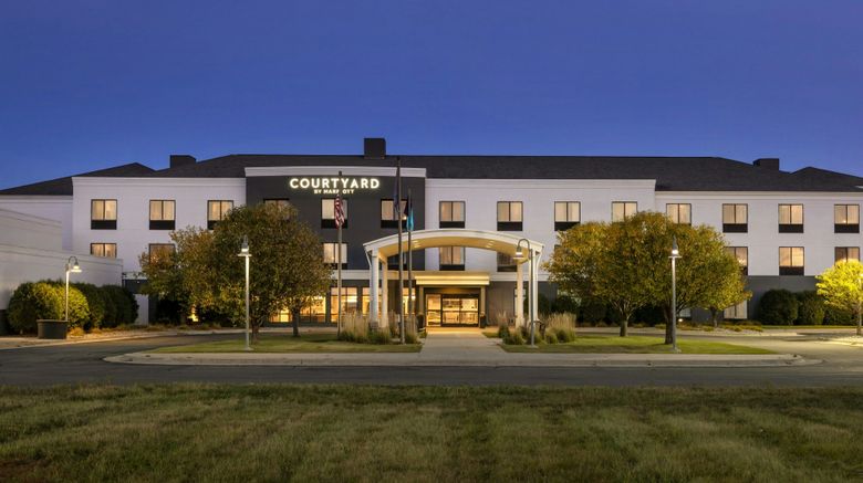 <b>Courtyard by Marriott Fargo-Moorhead Exterior</b>. Images powered by <a href="https://www.leonardoworldwide.com/" title="Leonardo Worldwide" target="_blank">Leonardo</a>.