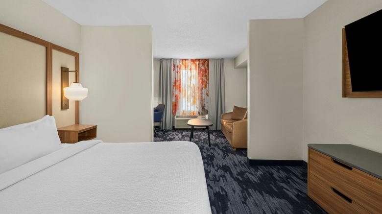 <b>Fairfield Inn & Suites Chicago Southeast Suite</b>. Images powered by <a href="https://www.leonardoworldwide.com/" title="Leonardo Worldwide" target="_blank">Leonardo</a>.