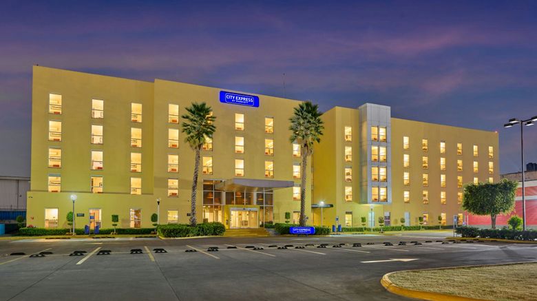 <b>City Express by Marriott Plaza Central Exterior</b>. Images powered by <a href="https://www.leonardoworldwide.com/" title="Leonardo Worldwide" target="_blank">Leonardo</a>.