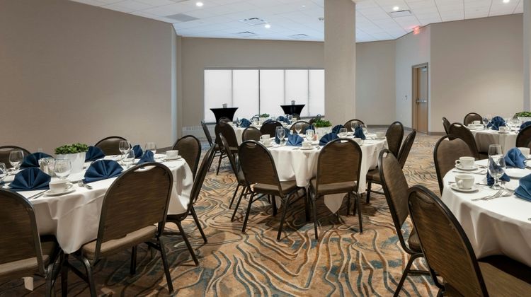 Oshkosh Marriott Waterfront Hotel & Conv Meeting