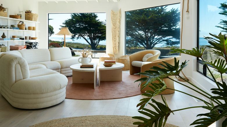 <b>White Water Inn Lobby</b>. Images powered by <a href="https://www.leonardoworldwide.com/" title="Leonardo Worldwide" target="_blank">Leonardo</a>.