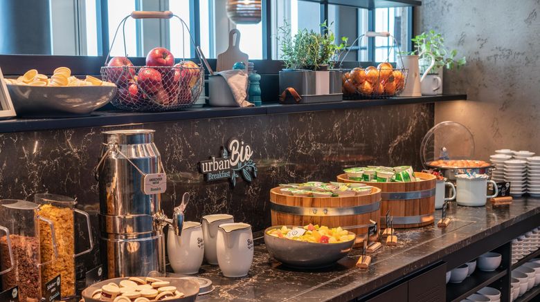 <b>Motel One Berlin Upper West Restaurant</b>. Images powered by <a href="https://www.leonardoworldwide.com/" title="Leonardo Worldwide" target="_blank">Leonardo</a>.