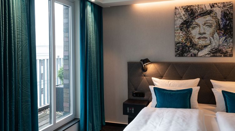 Motel One Berlin-Spittelmarkt Room