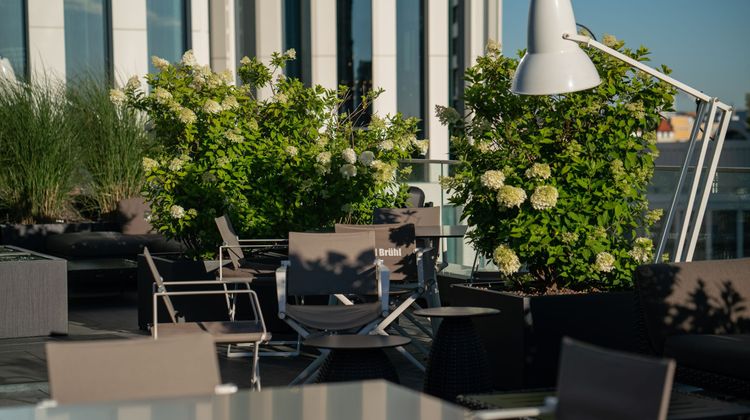 Motel One Berlin Upper West Exterior