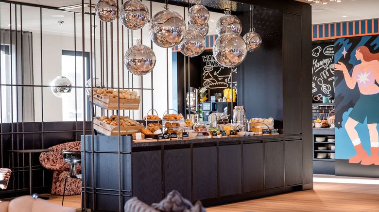 <b>Motel One Berlin-Potsdamer Platz Restaurant</b>. Images powered by <a href="https://www.leonardoworldwide.com/" title="Leonardo Worldwide" target="_blank">Leonardo</a>.