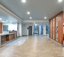 Candlewood Suites The Woodlands Exterior