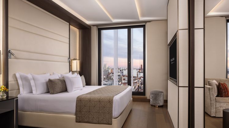 VP Plaza Espana Design Hotel Suite