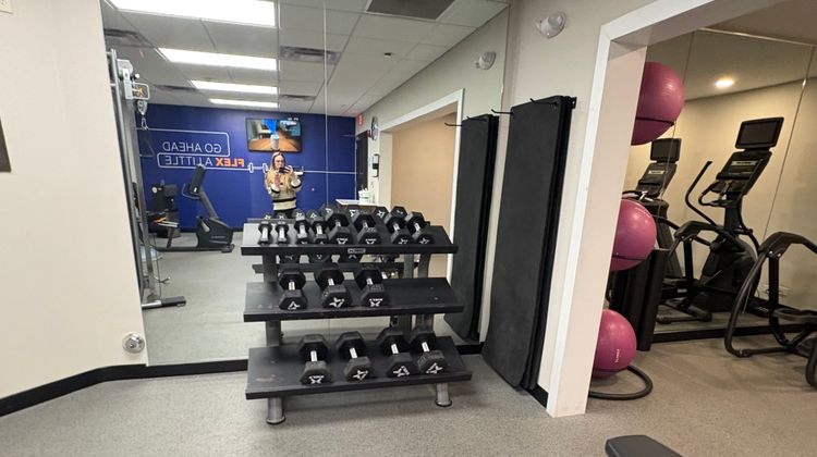 Holiday Inn Exp & Stes RW Lenovo Center Health Club
