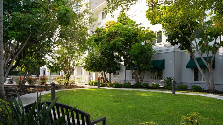 <b>Courtyard Fort Myers Gulf Coast Town Ctr Exterior</b>. Images powered by <a href="https://www.leonardoworldwide.com/" title="Leonardo Worldwide" target="_blank">Leonardo</a>.