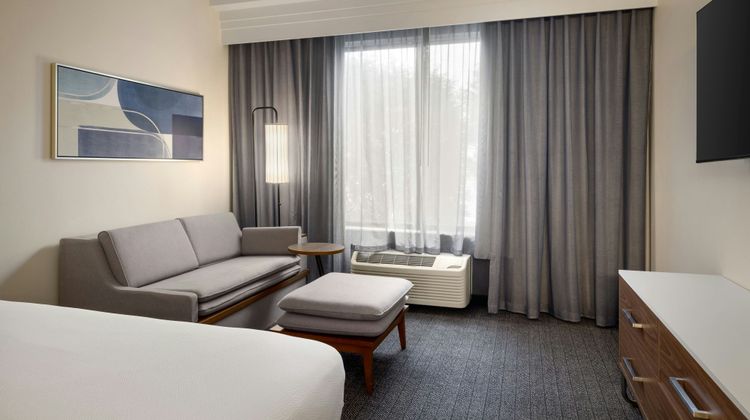 Courtyard by Marriott Fargo-Moorhead Room