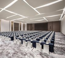 Crowne Plaza Olympic Sports Center Lobby