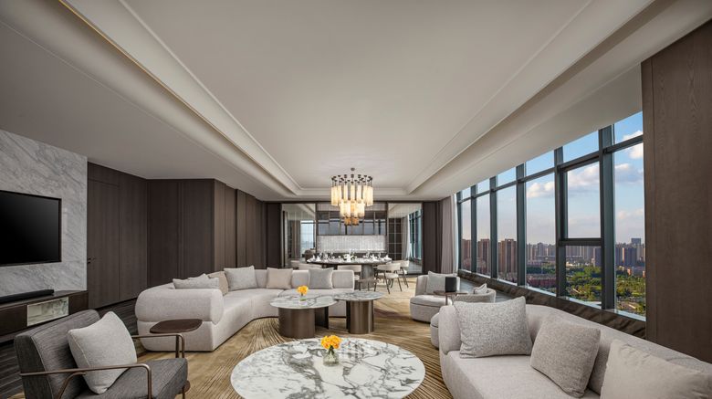 <b>Crowne Plaza Olympic Sports Center Suite</b>. Images powered by <a href="https://www.leonardoworldwide.com/" title="Leonardo Worldwide" target="_blank">Leonardo</a>.