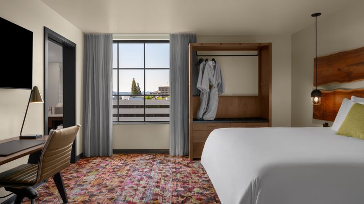 The Gordon Hotel Room