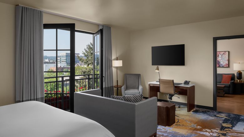 <b>The Gordon Hotel Suite</b>. Images powered by <a href="https://www.leonardoworldwide.com/" title="Leonardo Worldwide" target="_blank">Leonardo</a>.