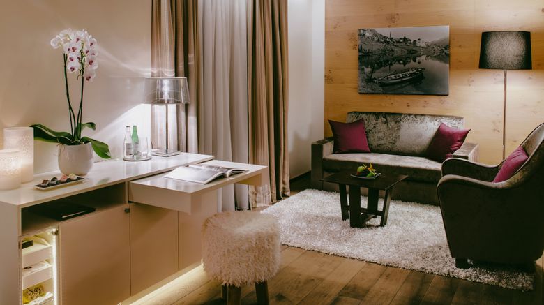 <b>Hotel Giardino Mountain Suite</b>. Images powered by <a href="https://www.leonardoworldwide.com/" title="Leonardo Worldwide" target="_blank">Leonardo</a>.